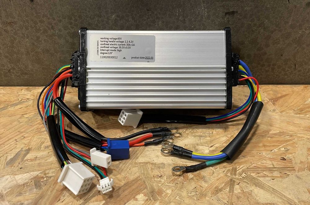 Centralina Moto Elétrica – Avariada / Ideal para Reparação ou Peças!