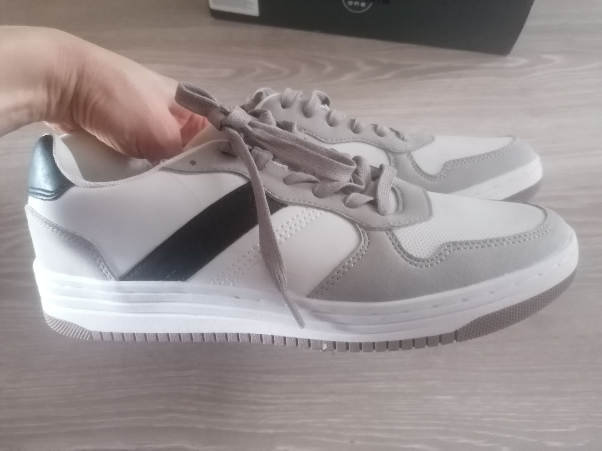 Buty męskie rozmiar 42 nowe
