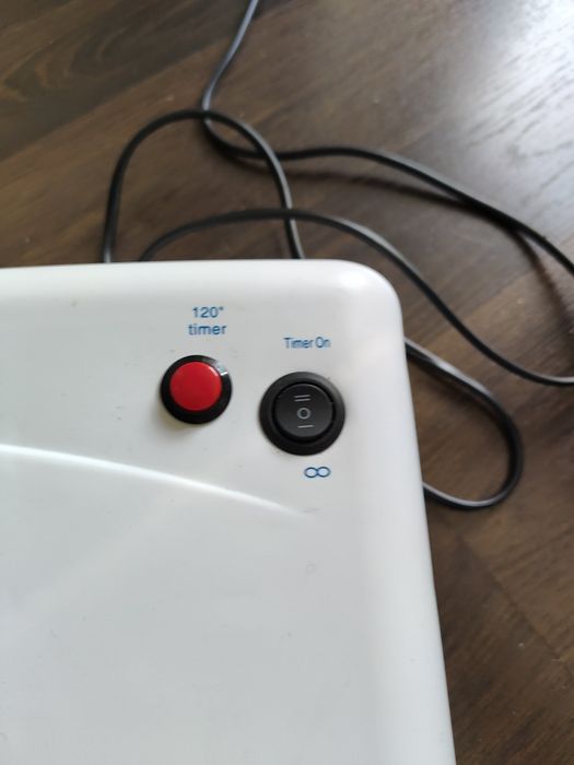 Lampa UV do utwardzania lakieru hybrydowego + zapasowe lampki
