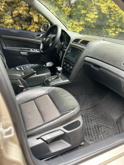 Продам Skoda Octavia A5 автомат