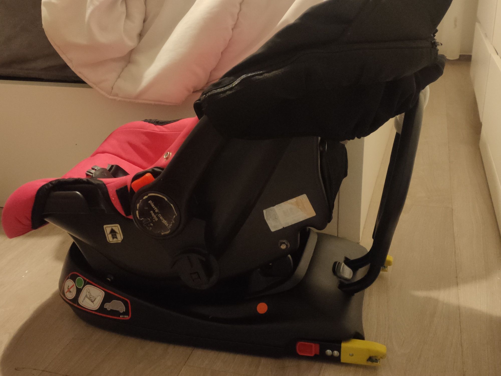 Carrinho e ovo com isofix rosa