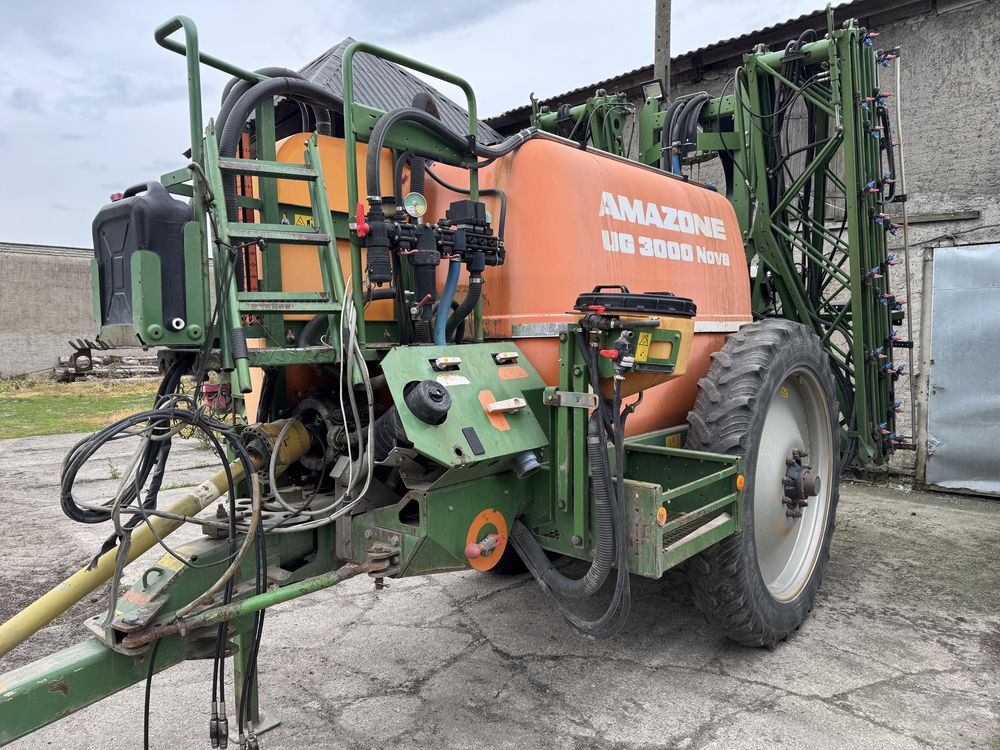 Opryskiwacz Amazone UG 3000
