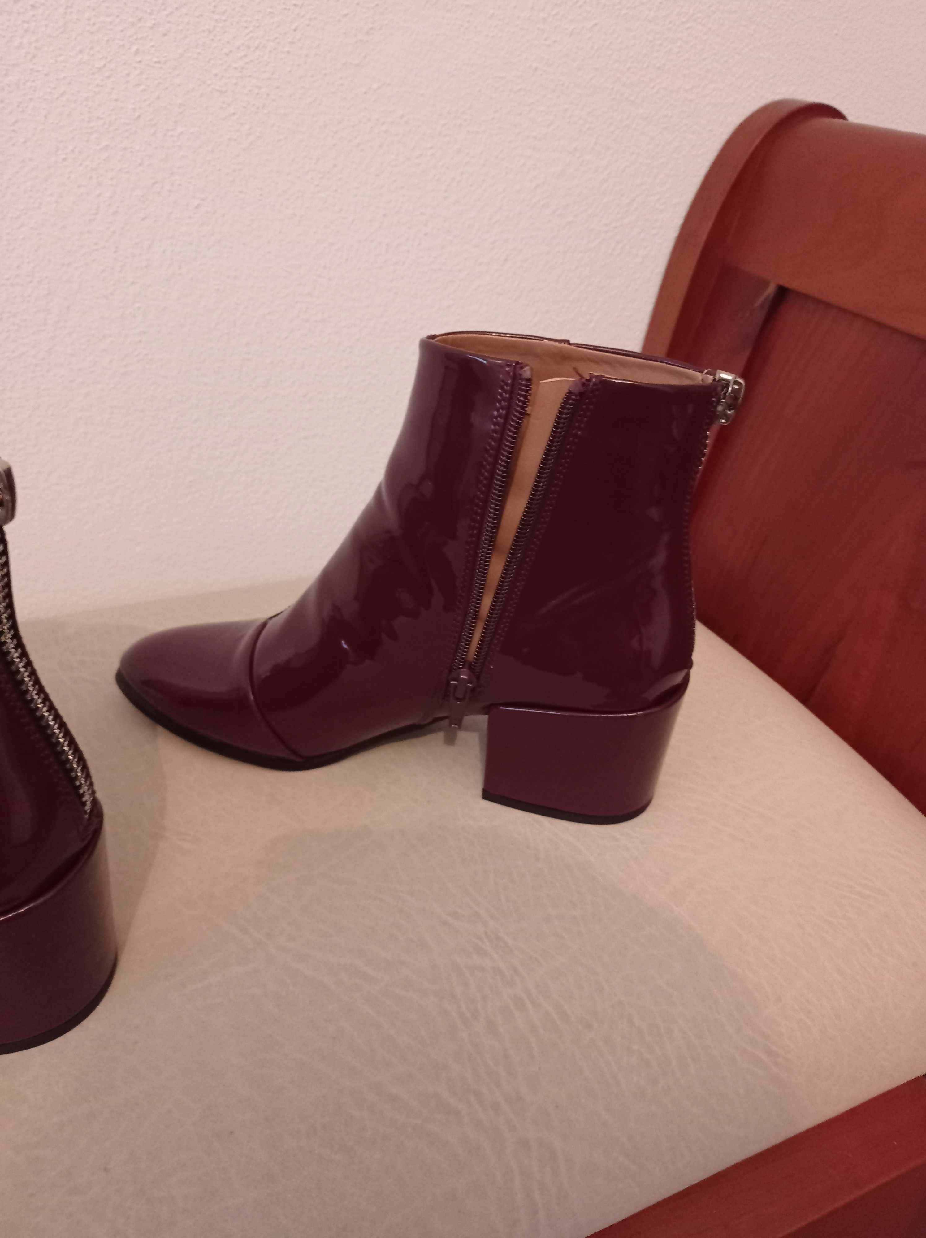 Botas de verniz bordeaux - Only