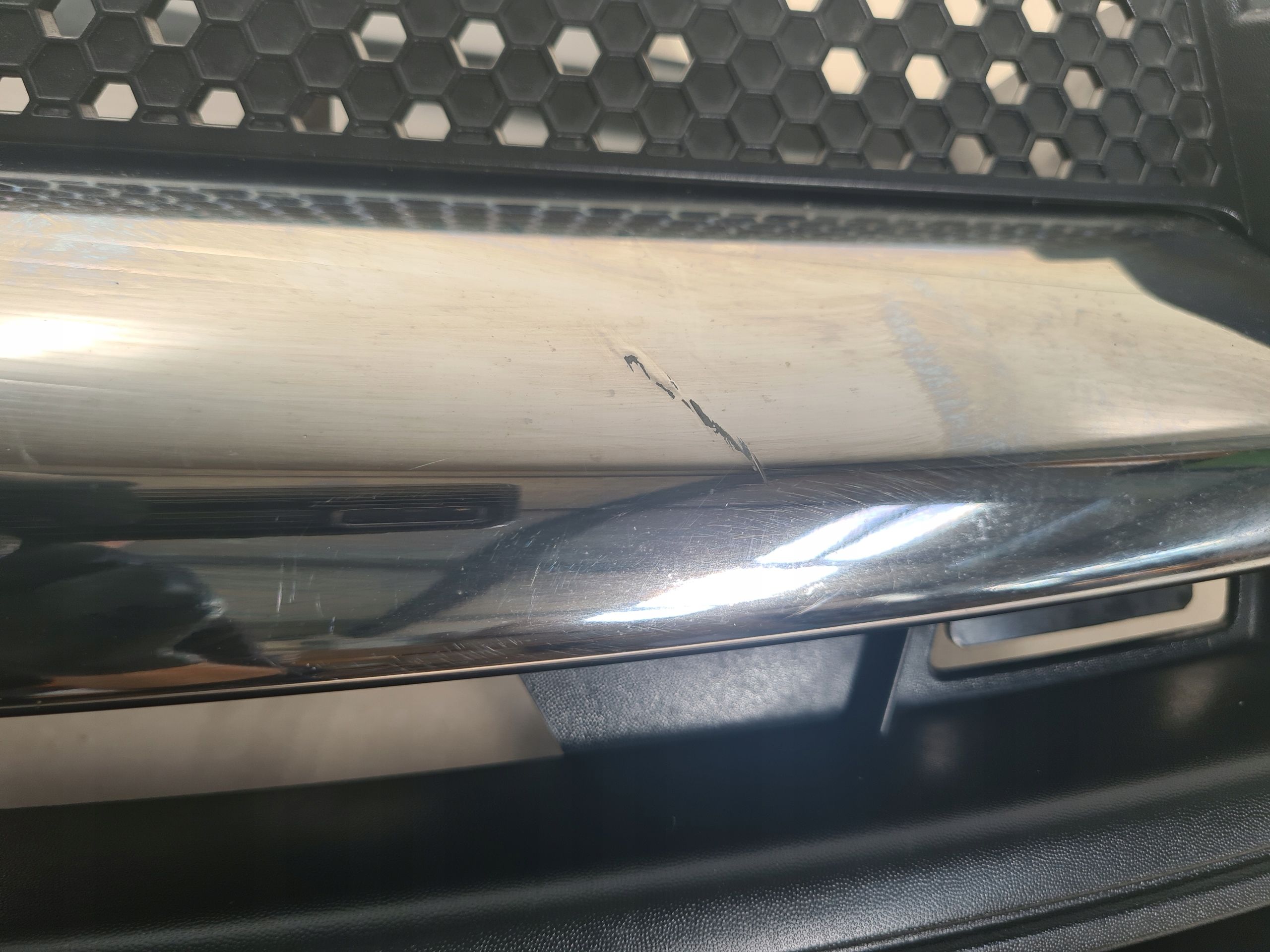 Grill Atrapa Zderzaka Opel Vivaro