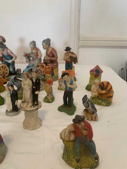 Figuras de Presépio em Cerâmica Antigas