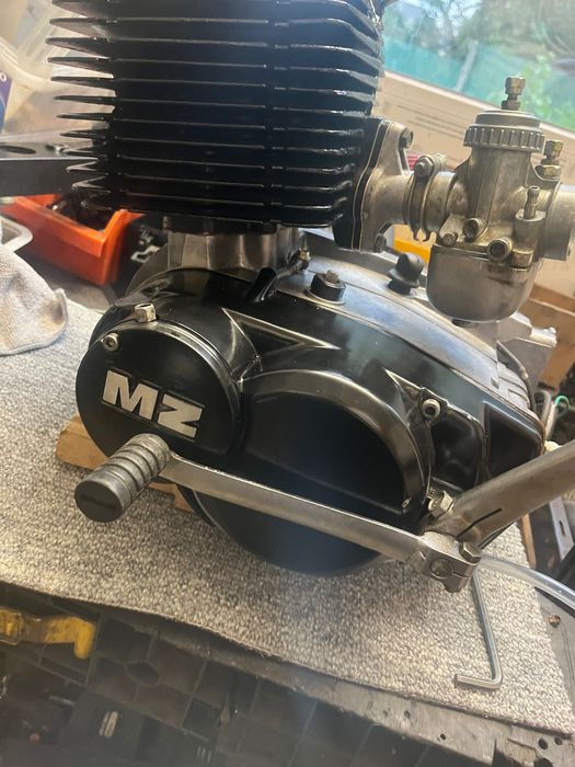 Silnik MZ etz 125 po regeneracji, zapłon typ A gaźnik komplet DDR