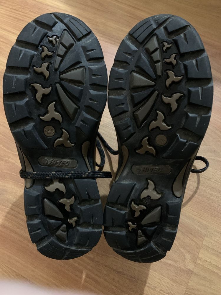 Черевики шкіряні бренду Hi-Tec waterproof ОРИГІНАЛ. Вживані.