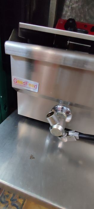 Фритюрница 8+8 л