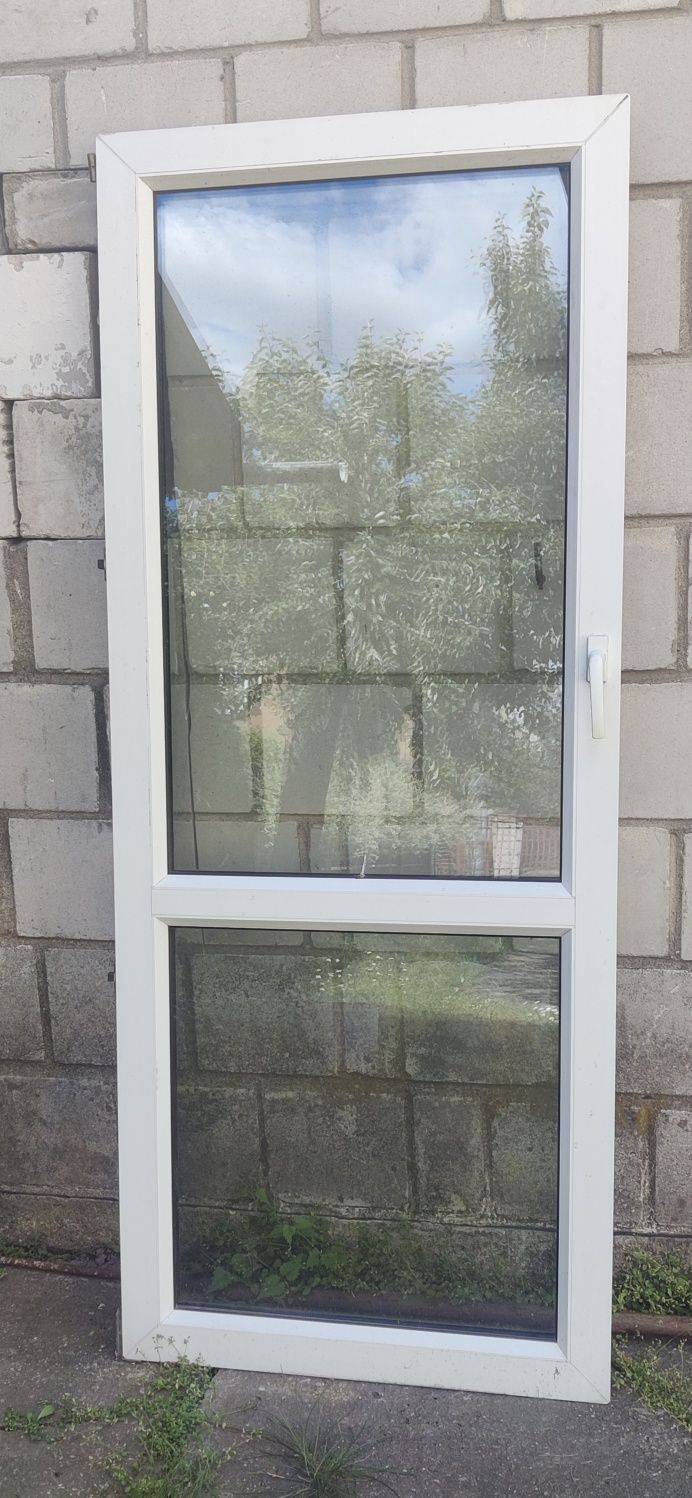 Drzwi balkonowe solidne 192x78