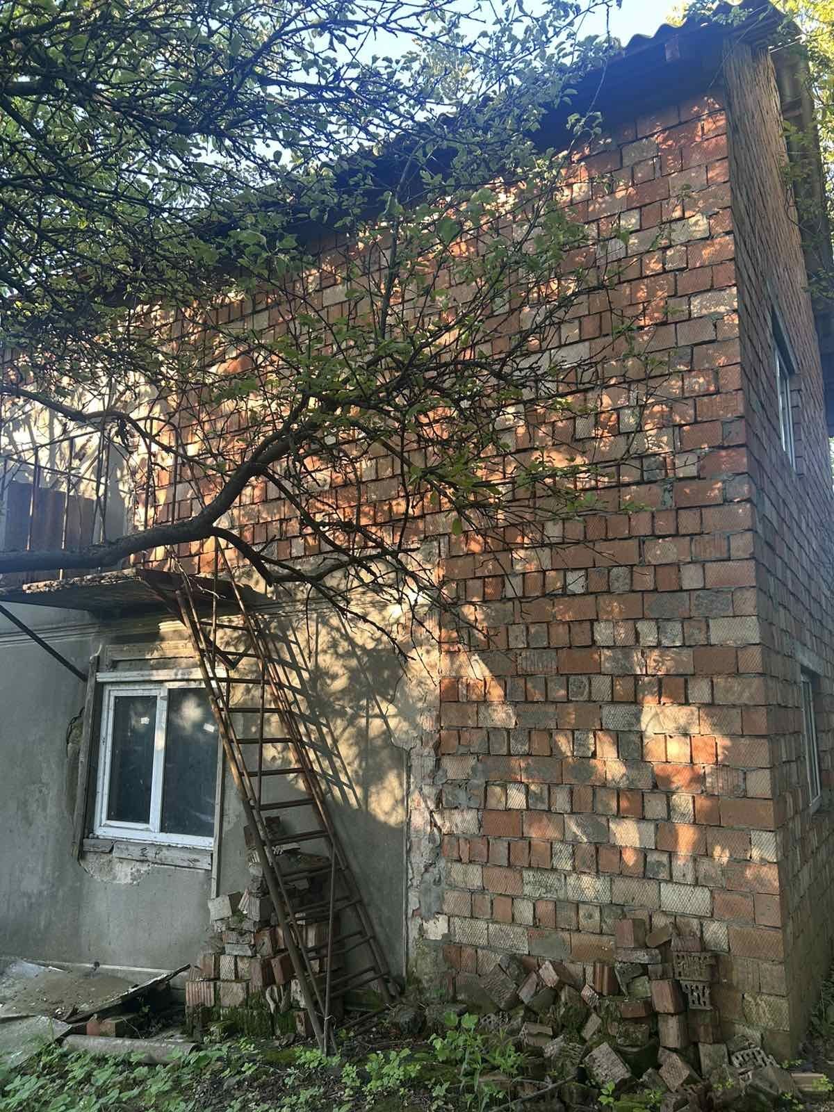Продається дача по Заставнянській