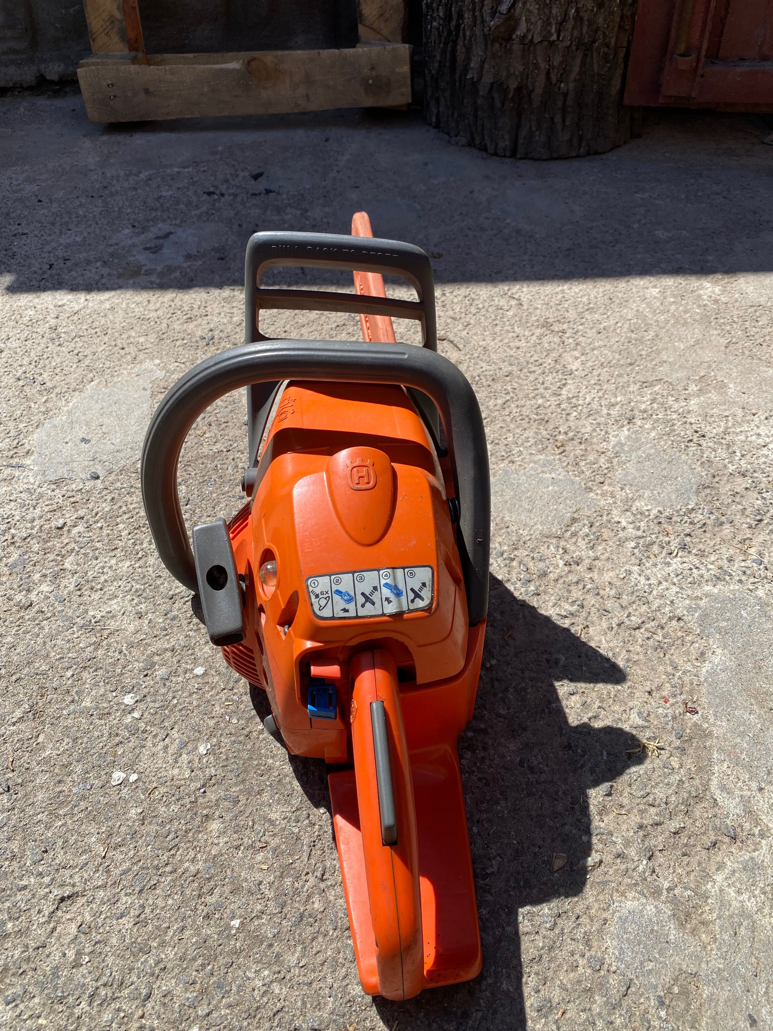 Бензопилу Husqvarna 236 x-TORQ