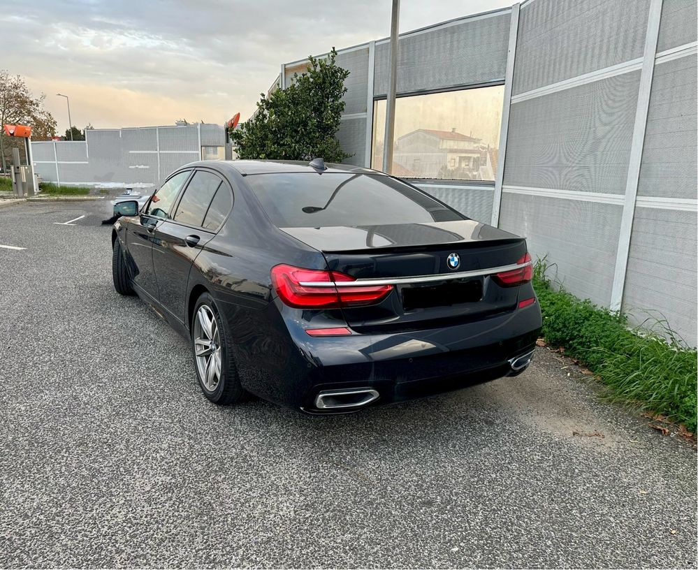 BMW 740e M Performance