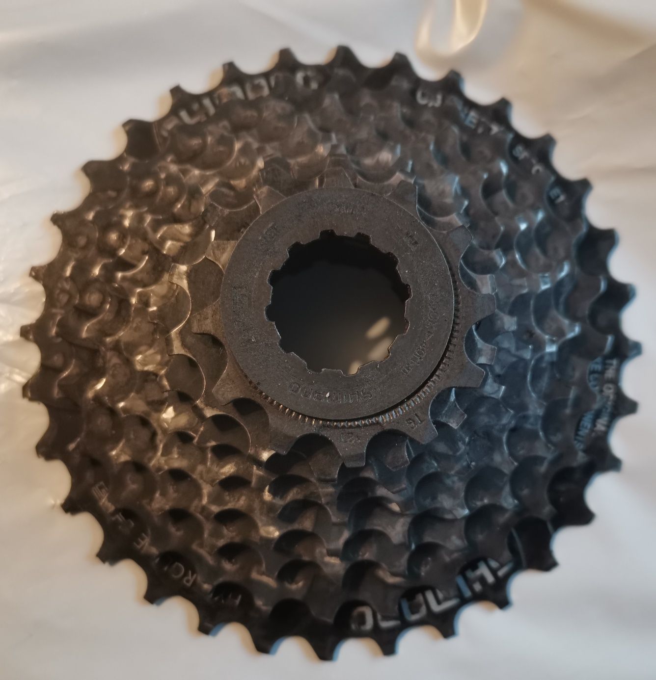 Kaseta 8 biegów SHIMANO CS-HG200-8 stopniowanie 12-32