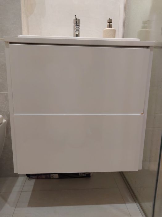 Szafka łazienkowa pod umywalkę