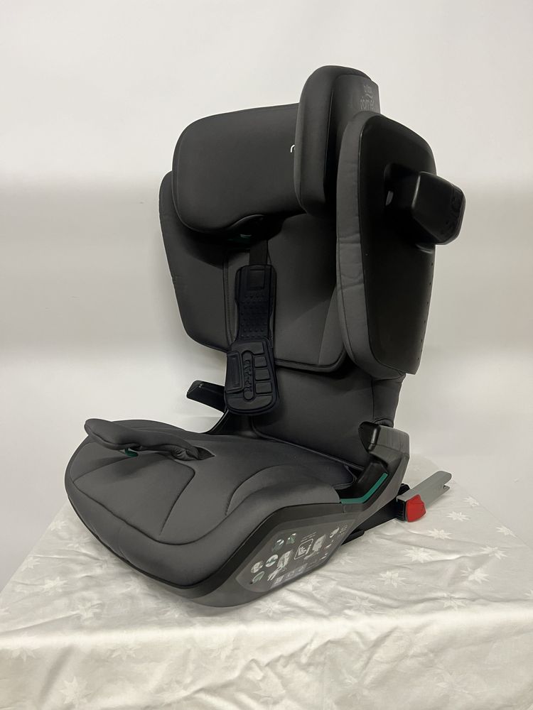 Fotelik samochodowy Britax Romer kid fix isize 15-36 kg szary jak nowy