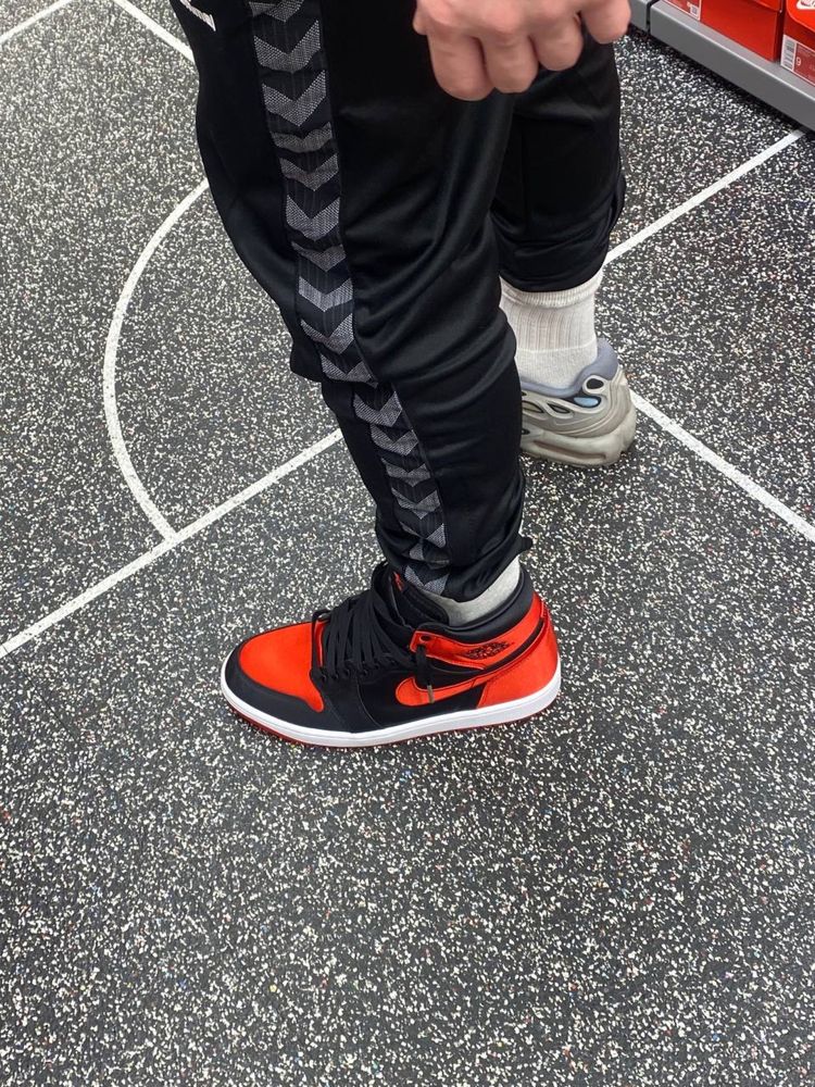 AIR JORDAN 1 retro high og