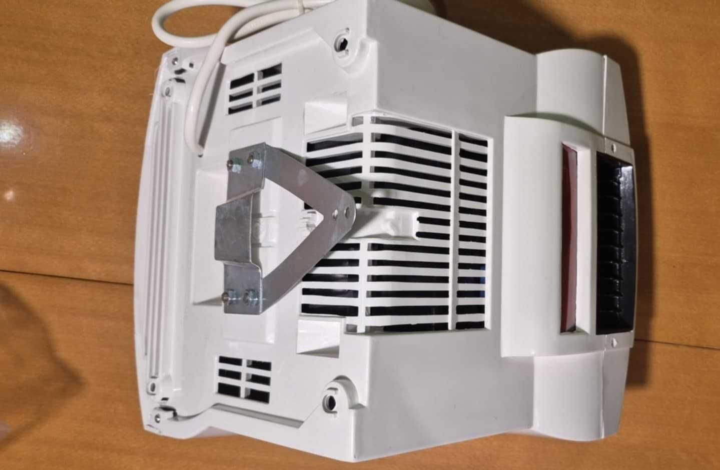 Suszarka do rąk biała 1800W M 688