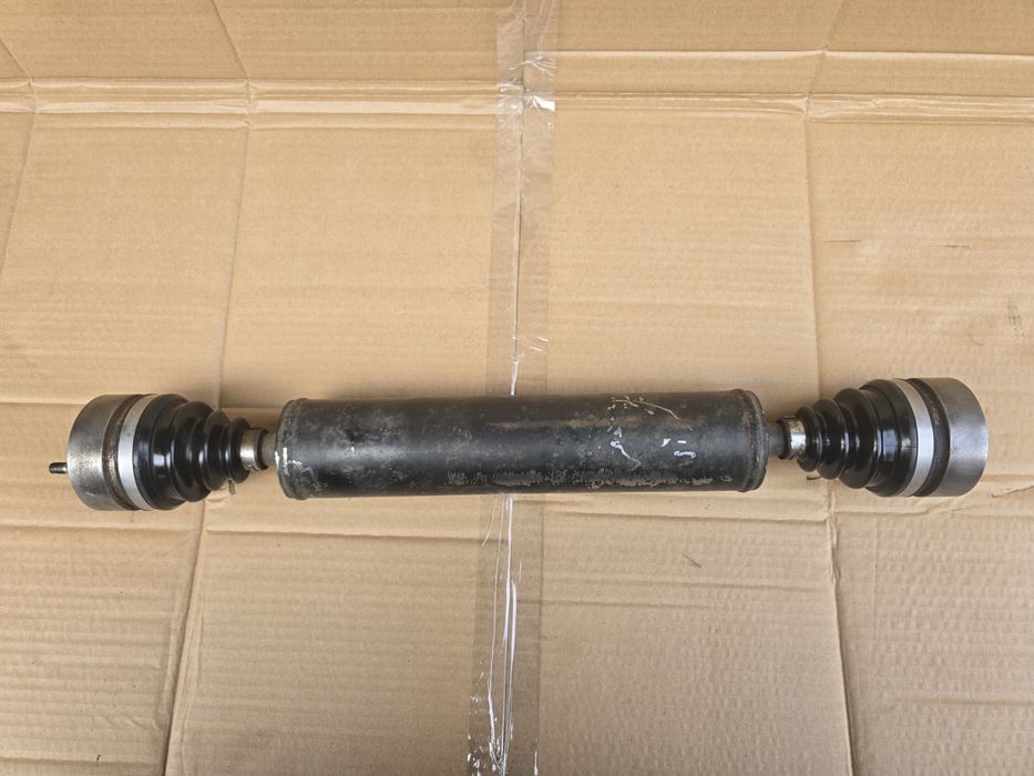 Продам передний и задний кардан нива 2121,21213,21214