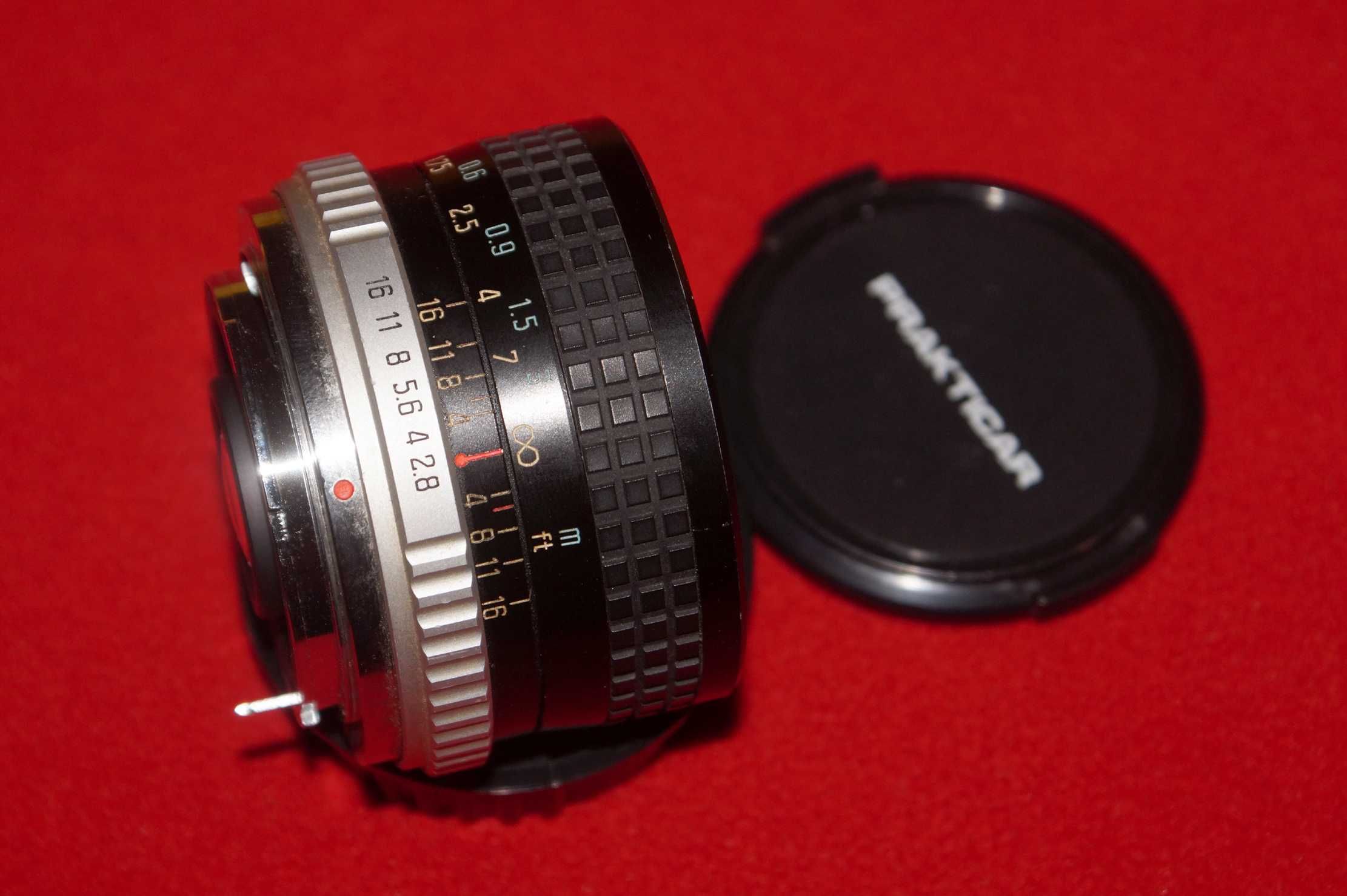 Pentax Hoya 24mm f/2.8