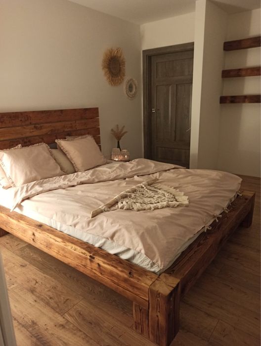 Łóżko drewniane, łóżko ze starego drewna, łóżko ze starych belek