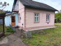 Житловий будинок з земельною ділянкою с Драчинці Чернівецька область