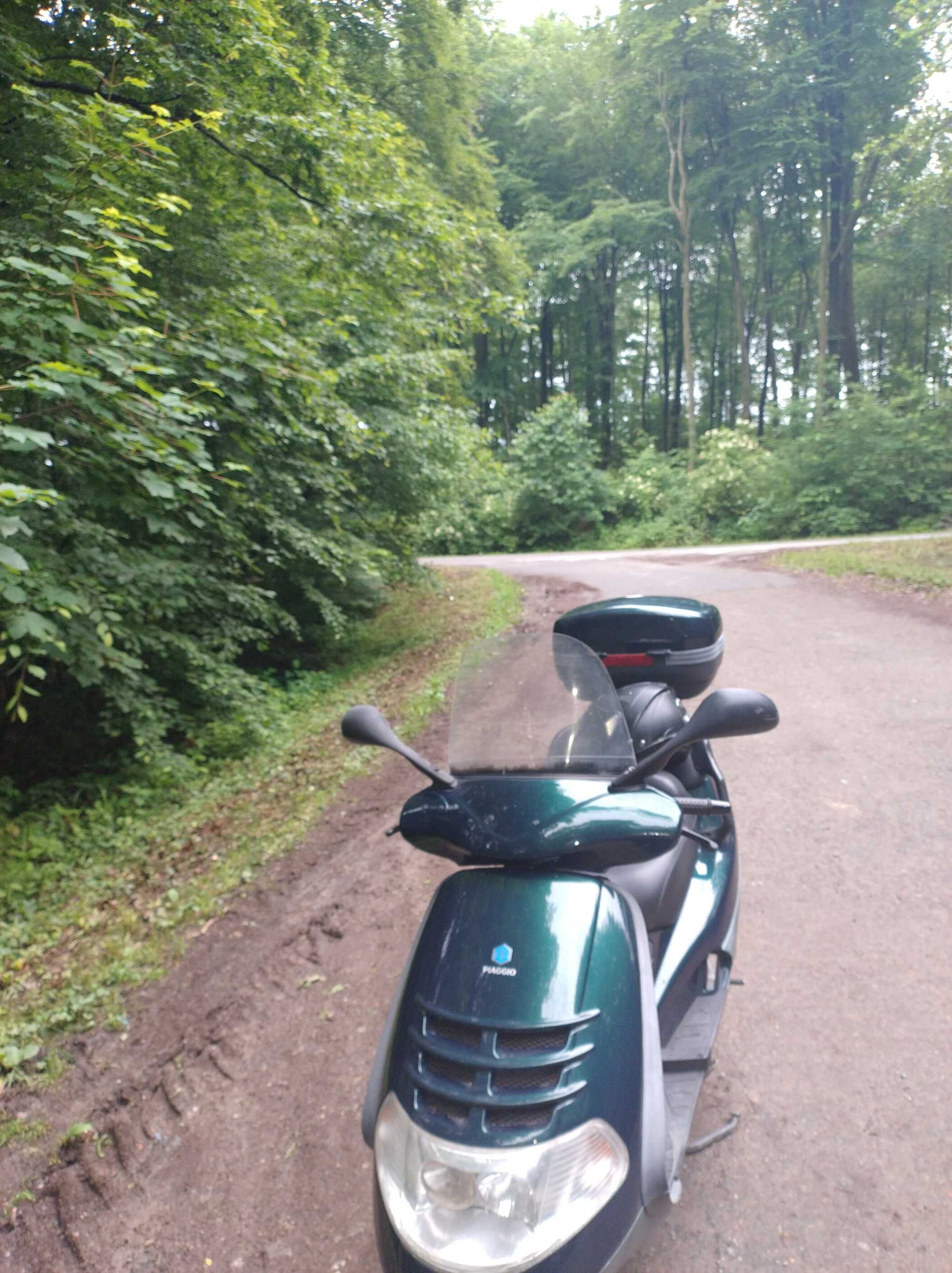 Skuter Piaggio hexagon 125 2t