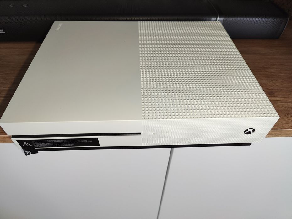 Ігрова консоль Xbox one S 1tb