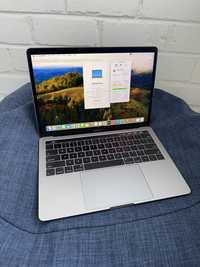 MacBook Pro 2019 13 i5 1.4/3.5 /8GB /128 GB/ 93% Акб / Touch Bar