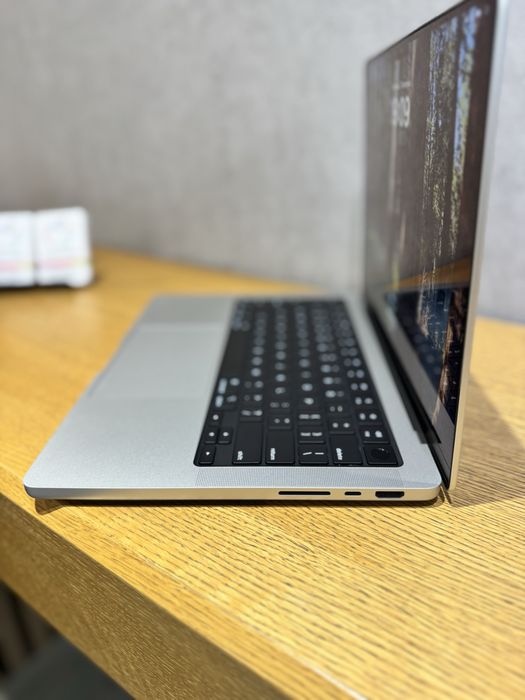 Open Box  MacBook Pro 14’ 2024 M4 Pro 24/512Gb Silver (MX2E3)