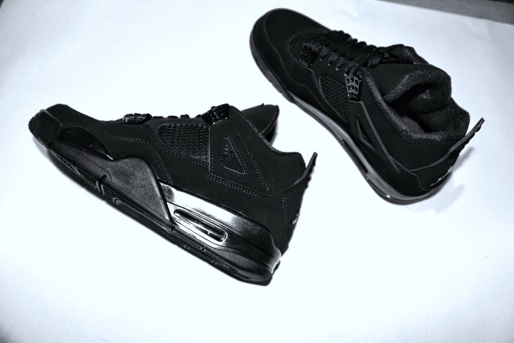 Nike Air Jordan 4