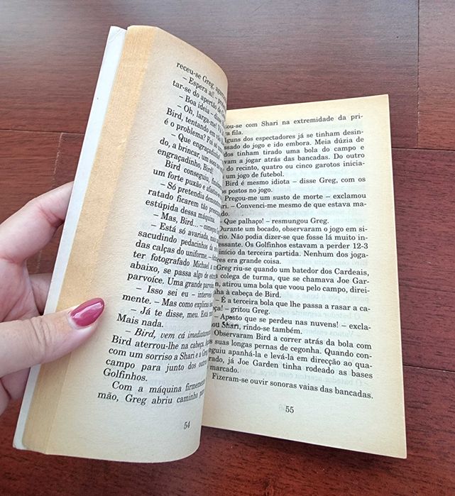 Livro "Arrepios - O Sorriso da Morte" Vol. 4 de R. L. Stine