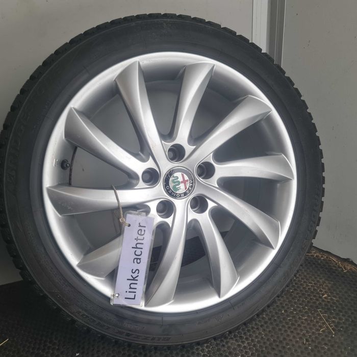 Alufelgi 17" z Oponami Zimowymi Alfa Romeo Giulietta Jak Nowe!!