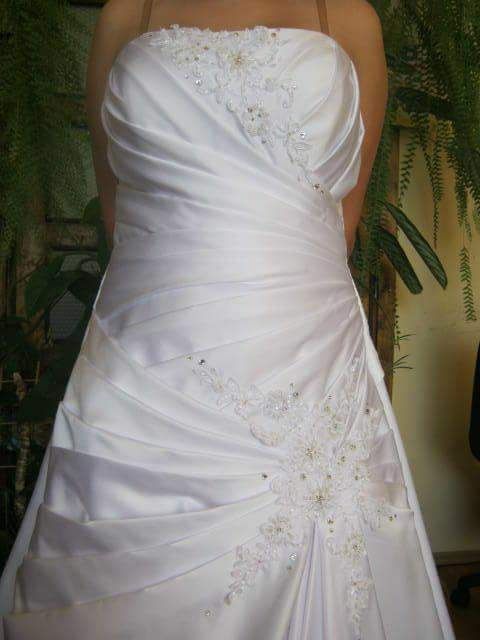 Suknia ślubnaa biała