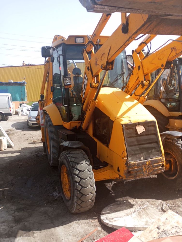 Продам JCB 3cx в хорошому стані