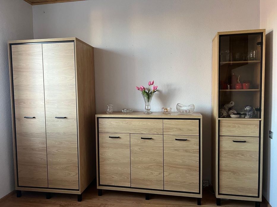 Komplet mebli do pokoju. Jak nowy