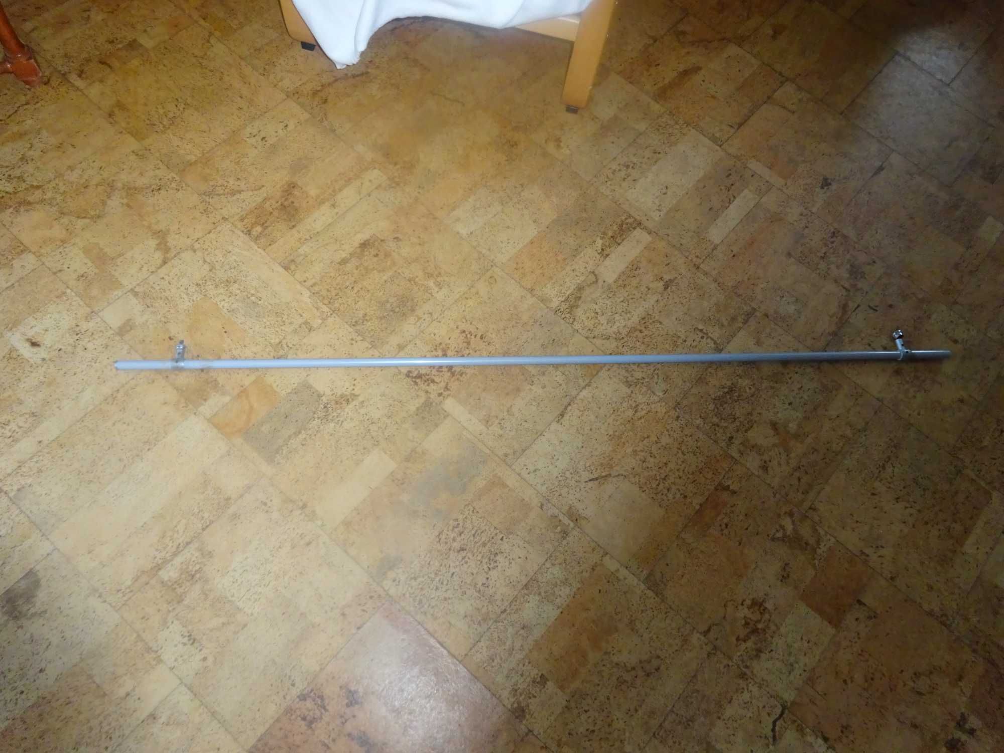 srebrny metalowy karnisz 158 cm albo krótszy