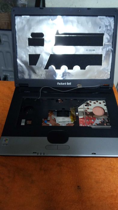 Portátil Packard Bell ARGS1  - para peças