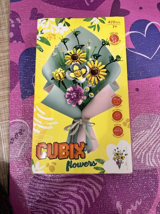 Lego ( cubix аналог Lego) квіти у вазі,472 деталі,7+