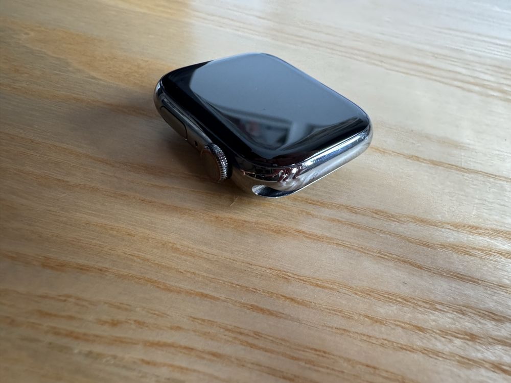 Apple Watch Series 7 45mm Sainless Steel Graphite