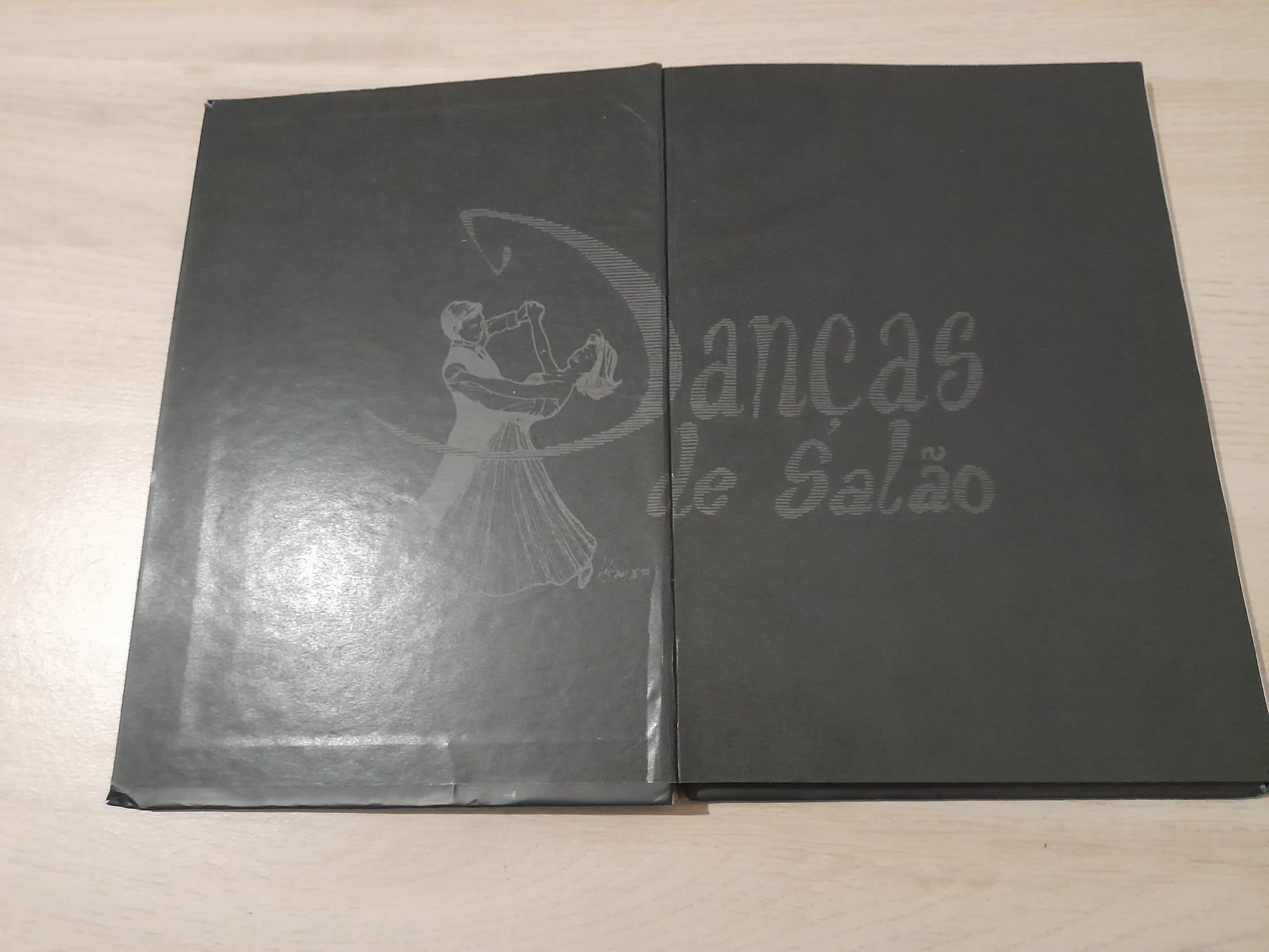 Livro "As nossas danças"