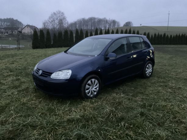 Sprzedam Volkswagena Golfa V, silnik 1.6 MPI, 2004 rok