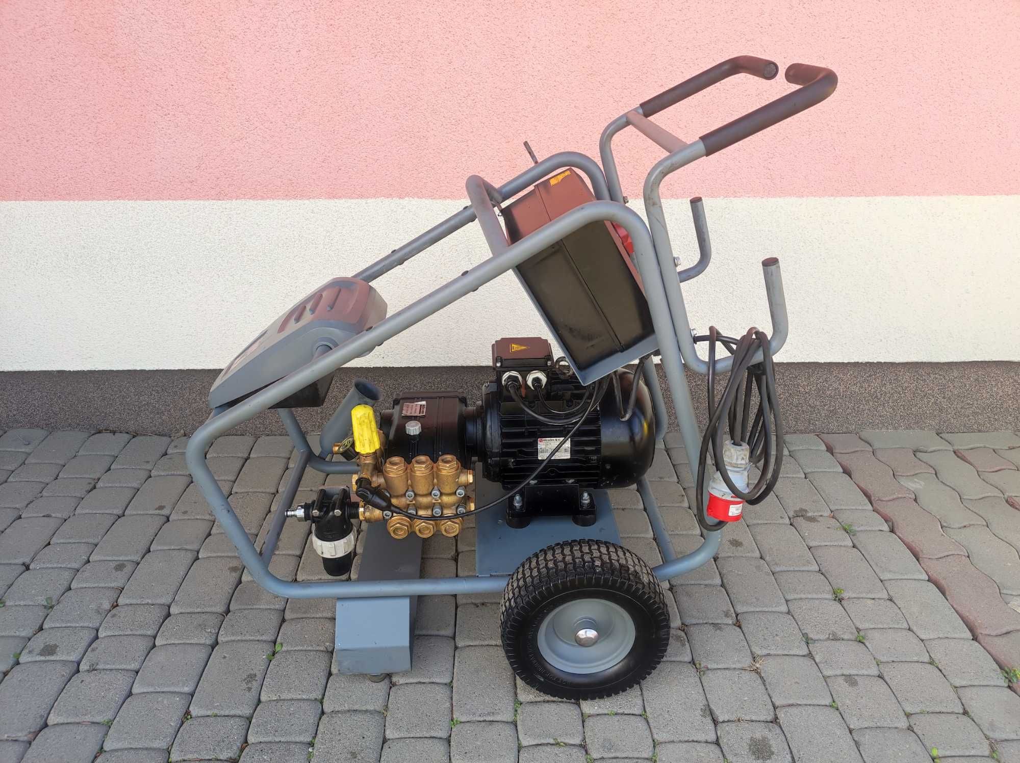 Myjka Ciśnieniowa KARCHER HD 16/15-4 CAGE