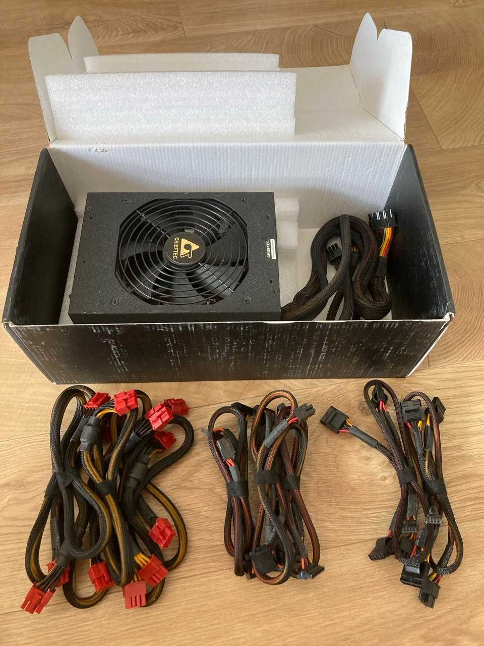 Zasilacz Chieftec Navitas GPM-1250C 1250W 80 Plus Gołd