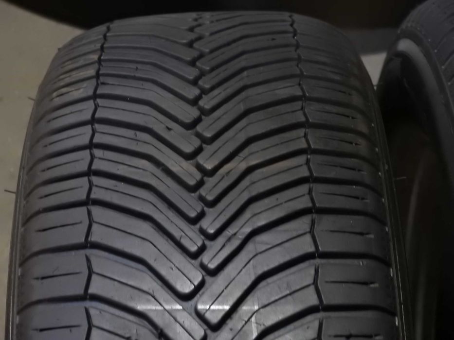 2x Michelin Cross Climate 215/60r17 100V XL  19/18rok  6,5mm