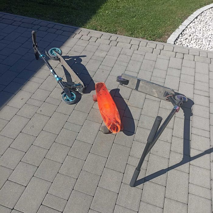 Sprzedam 2 hulajnogi + deskorolkę