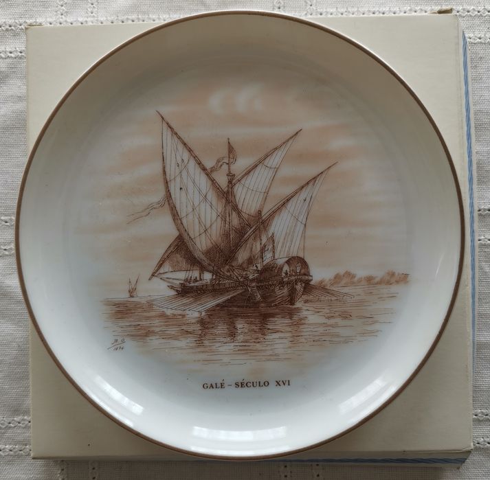 Pratos Vista sta Alegre Museu da Marinha