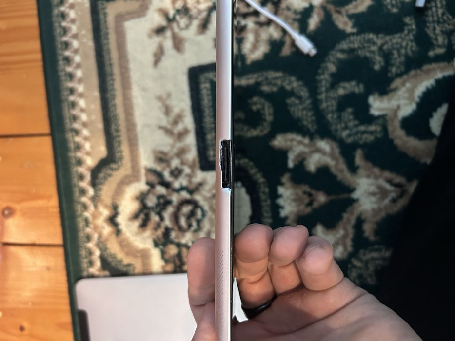 Планшети Ipad 1 3g та Ipad 2 3g