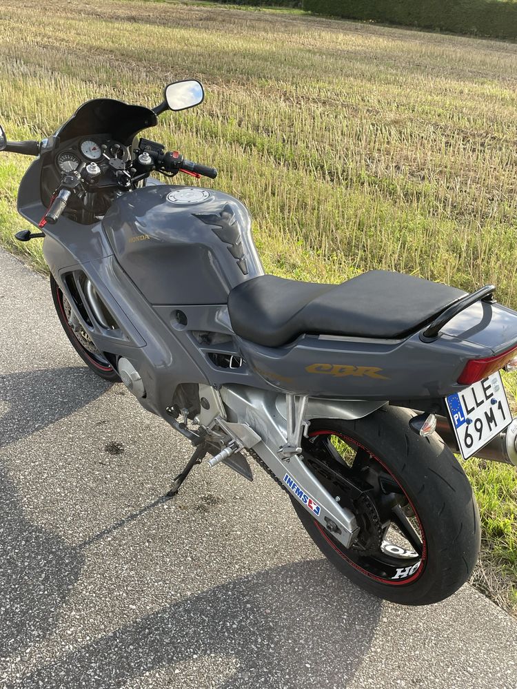 Honda CBR600 f3 A2