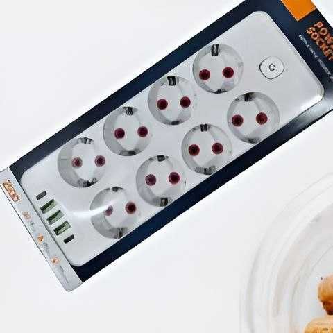 Удлинитель с 8 розетками и 3 USB-портами