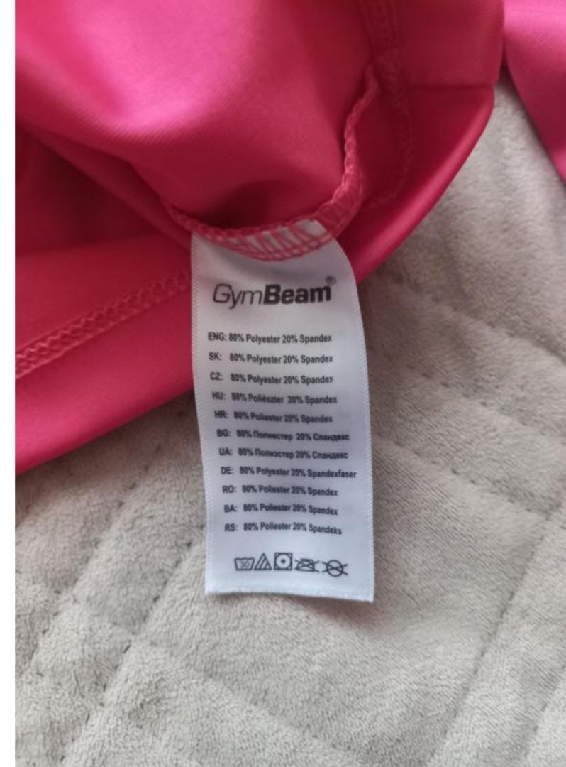Дуже класний спортивний топ новий  GymBeam в розмірі S може бути на XS